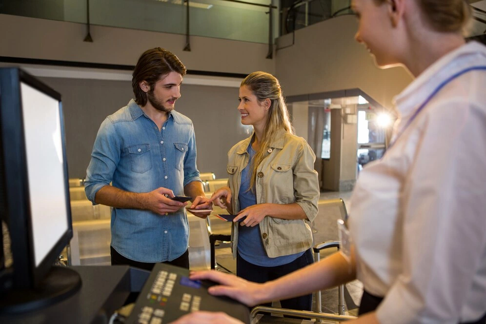 Expert Support for Large-Scale Operations